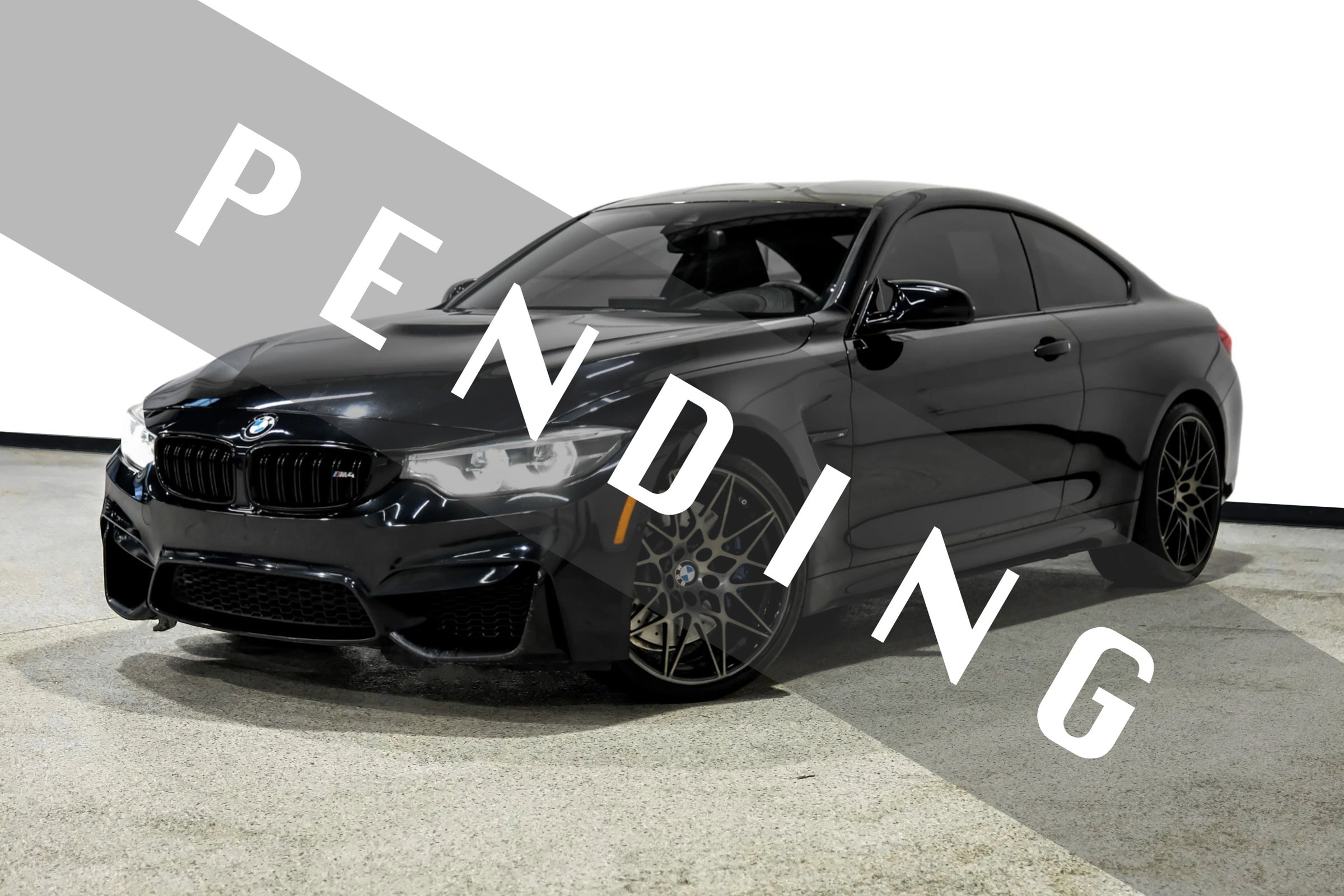 Used 2018 BMW M4 Coupe image 1