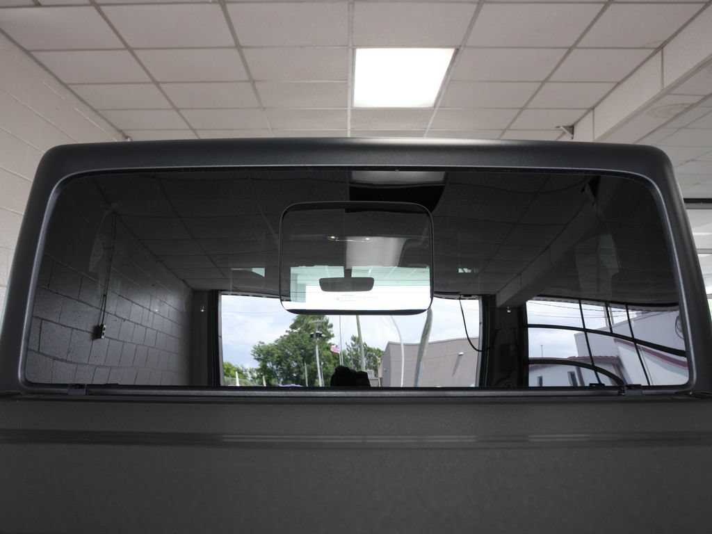 Used 2020 Jeep Gladiator Rubicon AWD/4WD image 9