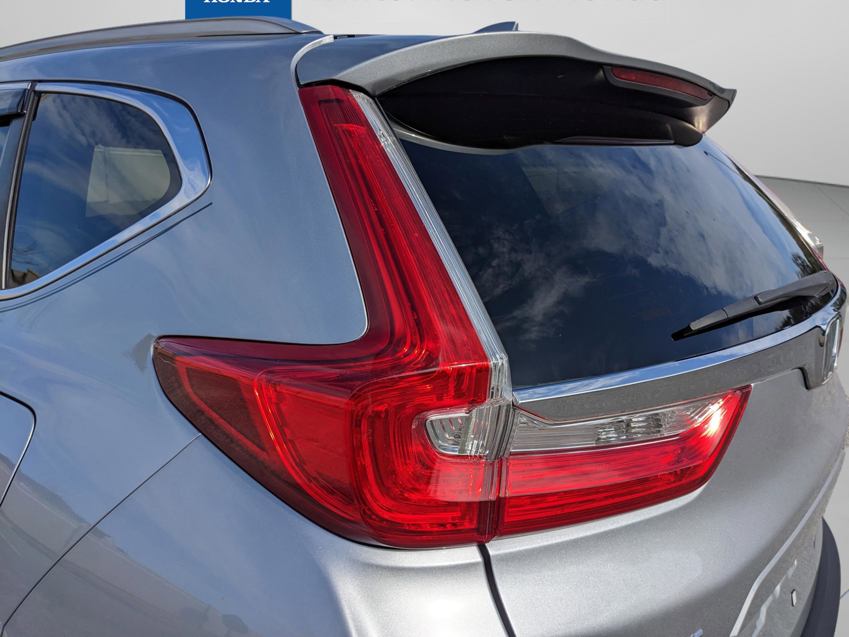 Used 2018 Honda CR-V Touring image 13