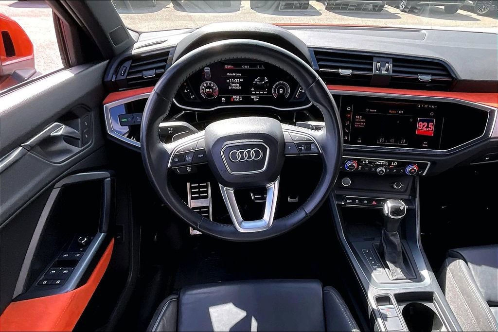 Used 2020 Audi Q3 2.0T Premium Plus w/ Premium Plus Package image 19