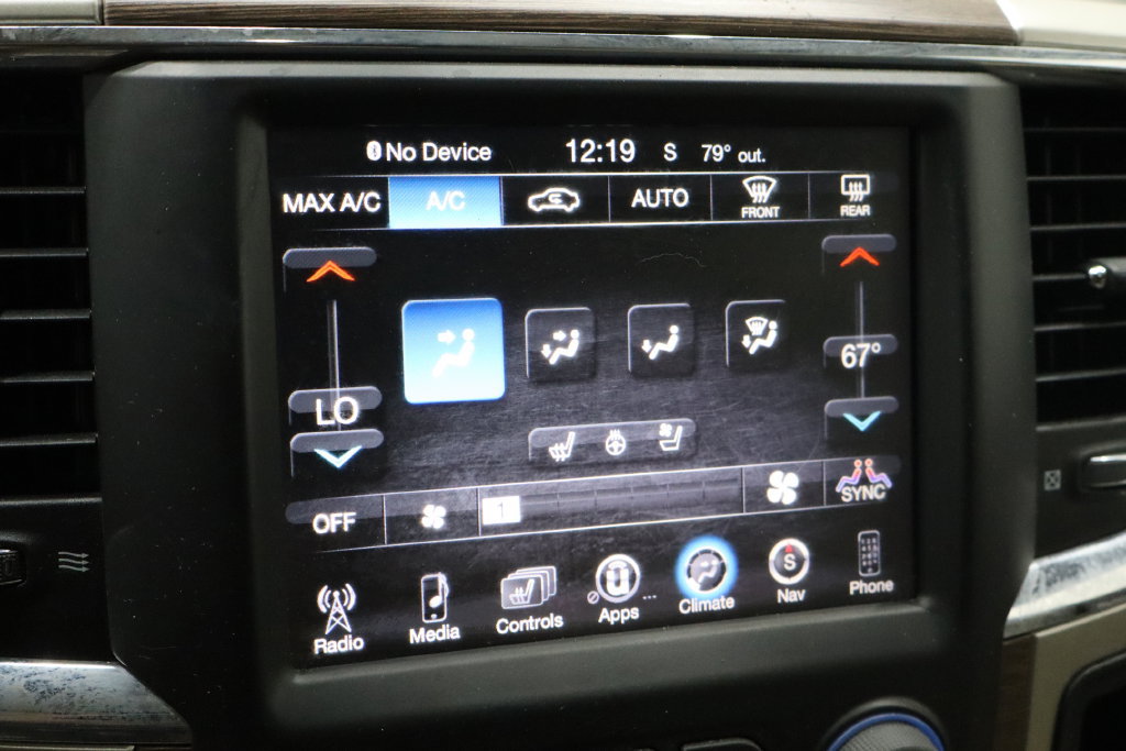 Used 2015 RAM 2500 Laramie AWD/4WD image 33