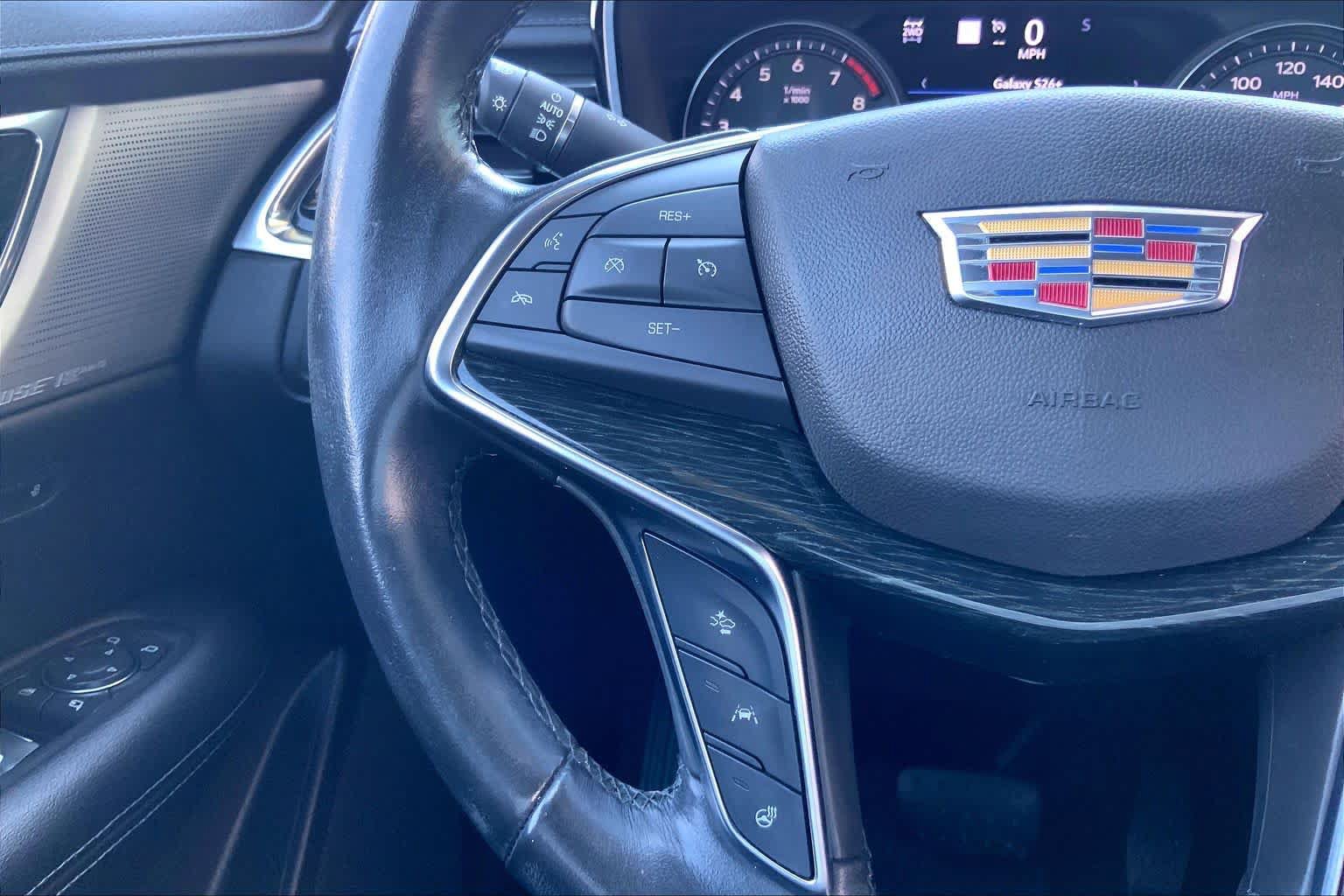 Used 2020 Cadillac XT5 Premium Luxury AWD/4WD image 24