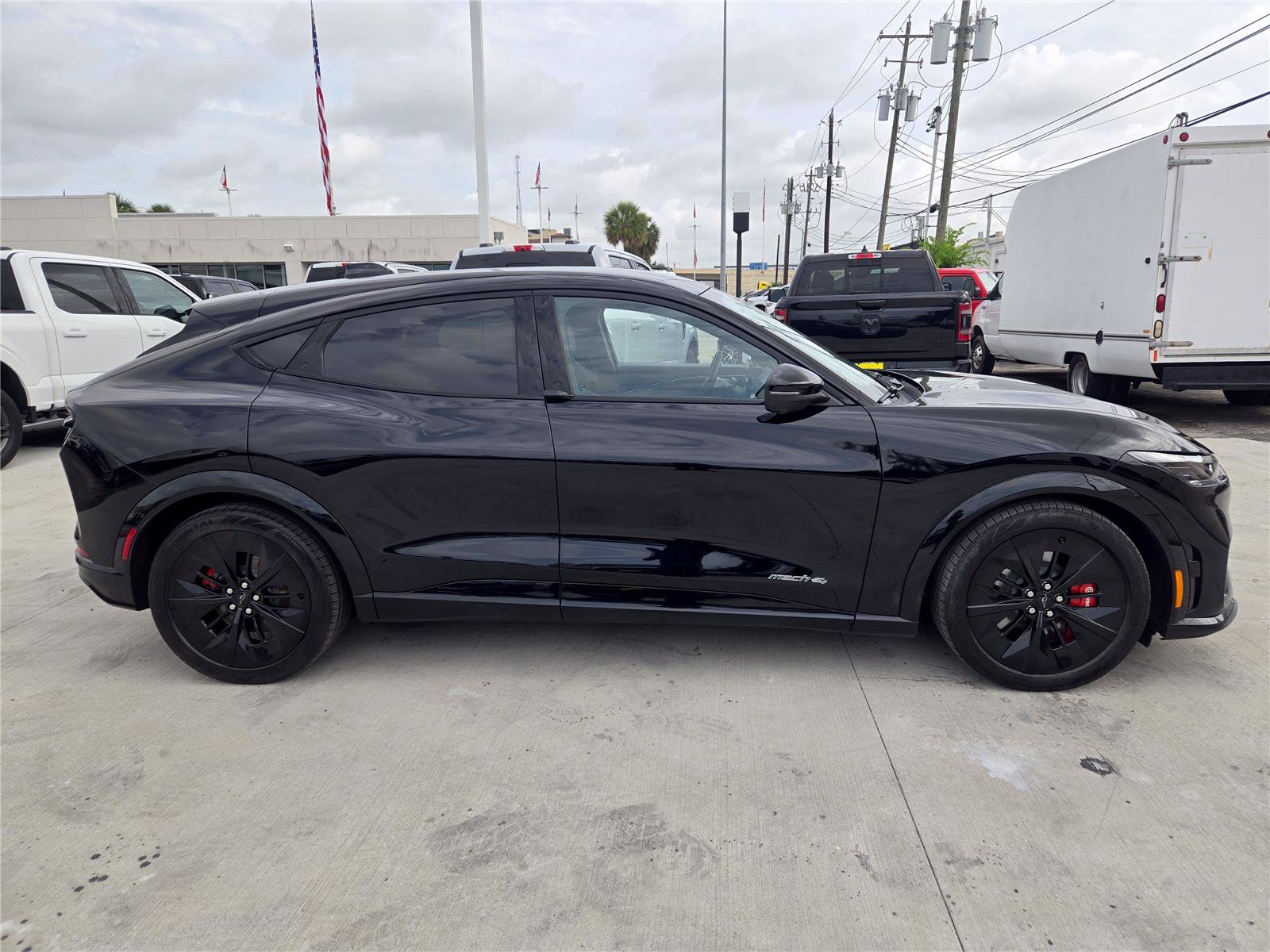 Certified 2025 Ford Mustang Mach-E GT AWD/4WD image 4