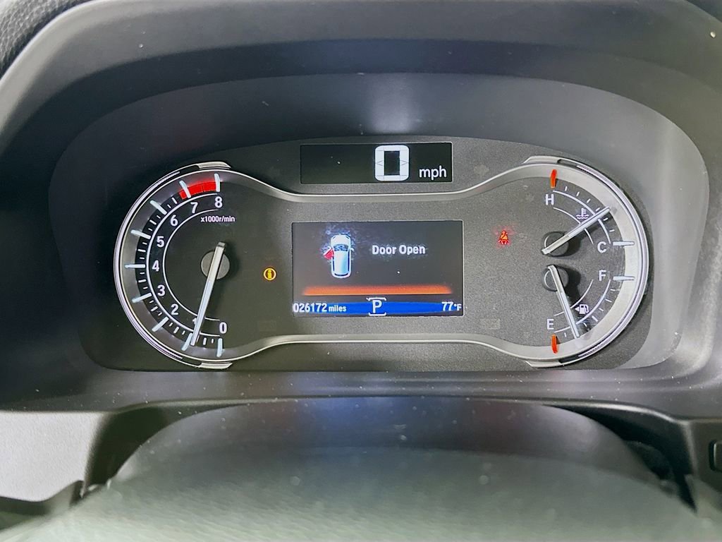 Used 2018 Honda Pilot Touring image 12