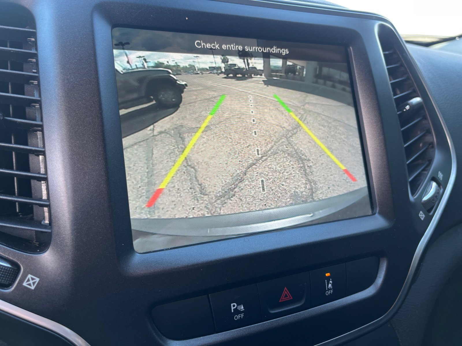 Used 2021 Jeep Cherokee Trailhawk image 28