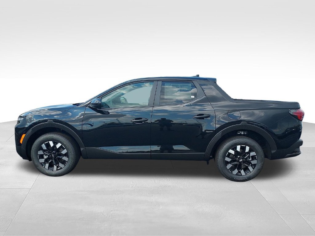New 2027 Hyundai Santa Cruz SE AWD/4WD image 2