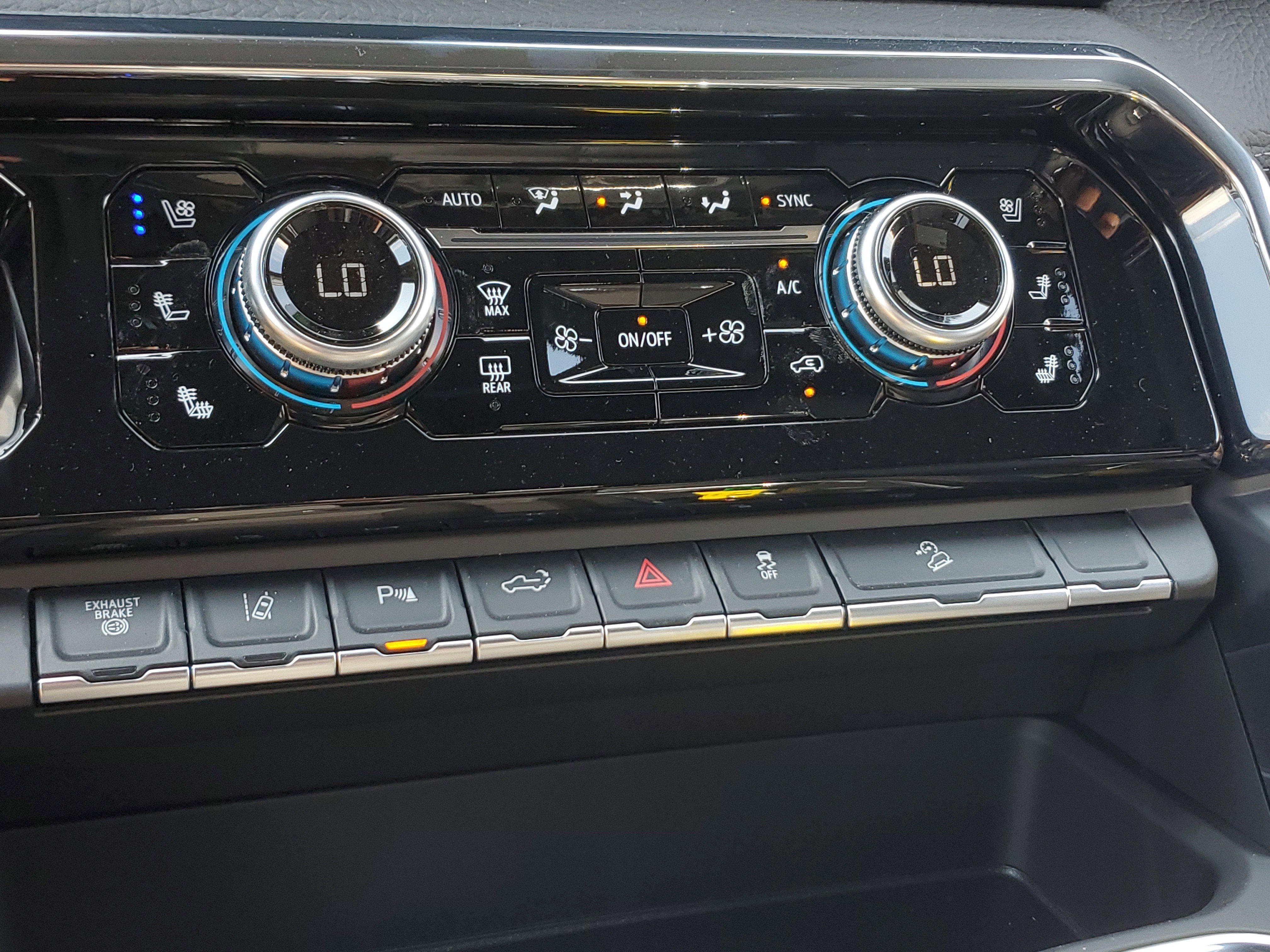 New 2025 GMC Sierra 2500 Denali image 29