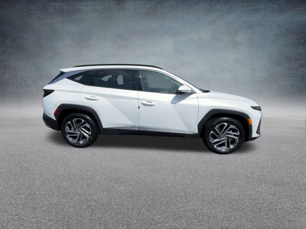 New 2025 Hyundai Tucson Limited image 27