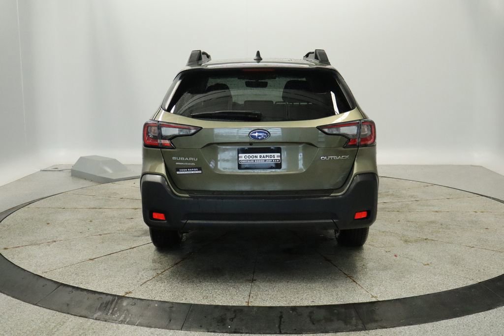 Used 2025 Subaru Outback Premium image 4