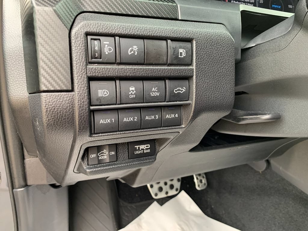 Used 2025 Toyota Tacoma TRD Pro AWD/4WD image 31