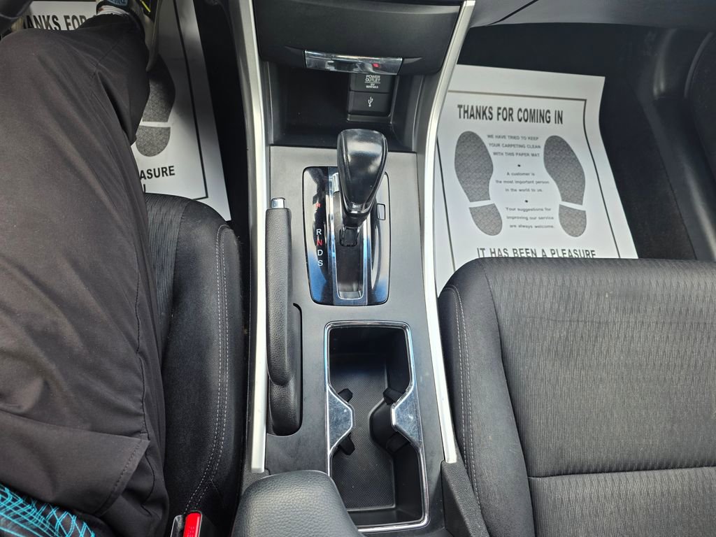 Used 2013 Honda Accord Sport image 18