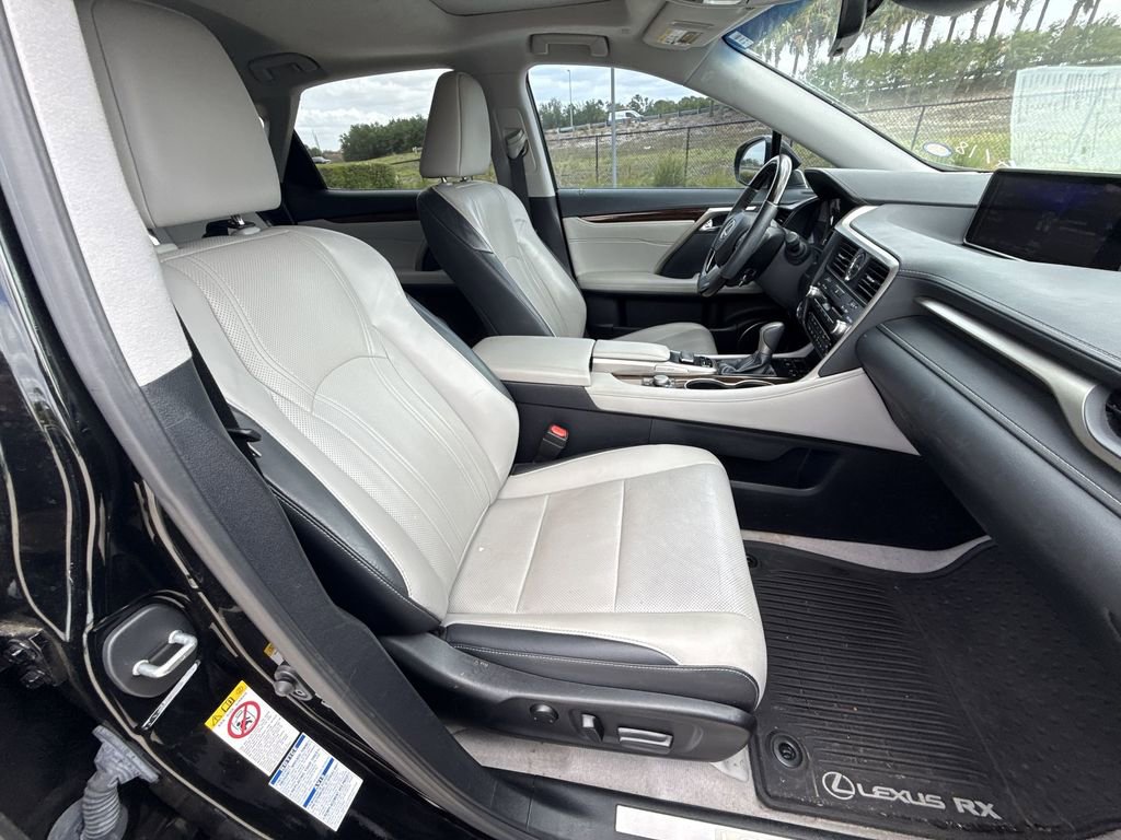 Used 2019 Lexus RX 350 AWD w/ Navigation Package image 16