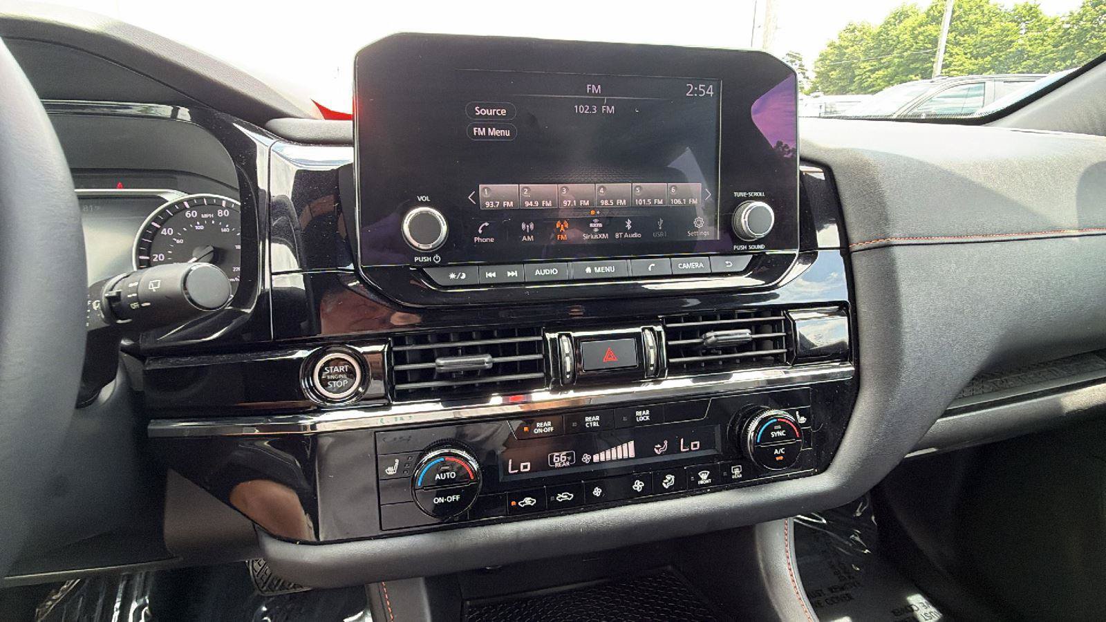 Used 2024 Nissan Pathfinder Rock Creek AWD/4WD image 30
