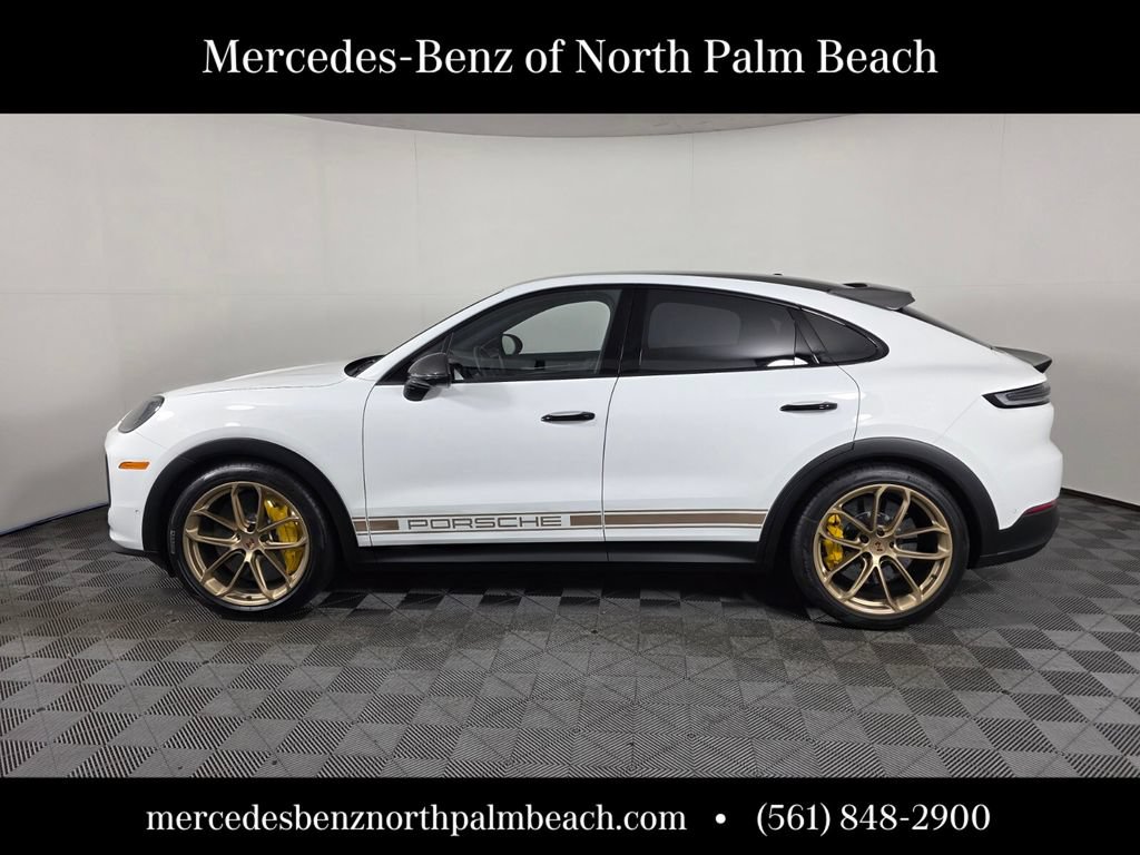 Used 2025 Porsche Cayenne Turbo GT AWD/4WD image 3