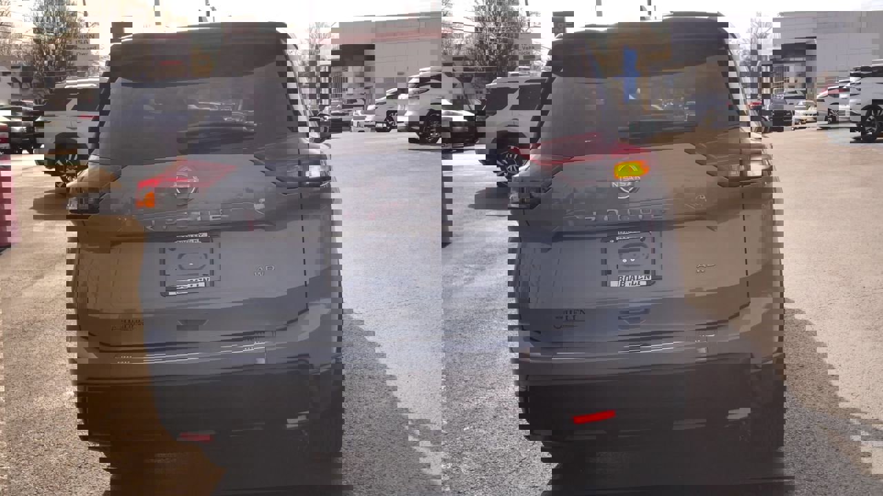 New 2026 Nissan Rogue SV w/ Cold Weather Package image 7