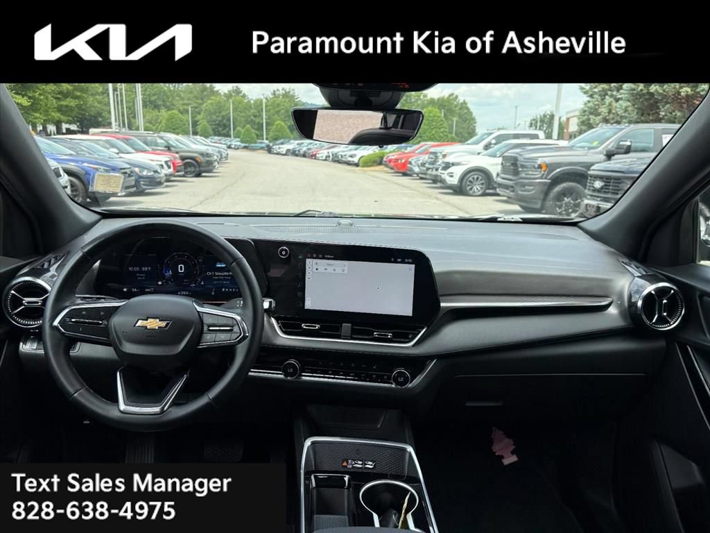 Used 2025 Chevrolet Equinox LT w/ Convenience Package II AWD/4WD image 7
