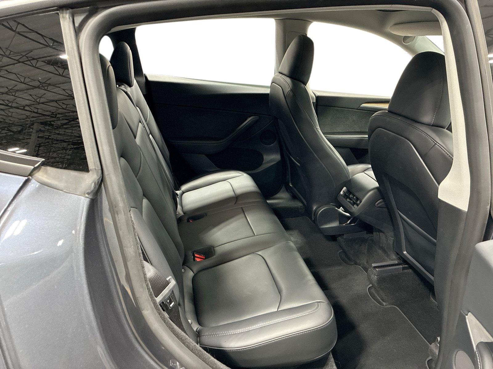 Certified 2023 Tesla Model Y Long Range AWD/4WD image 11