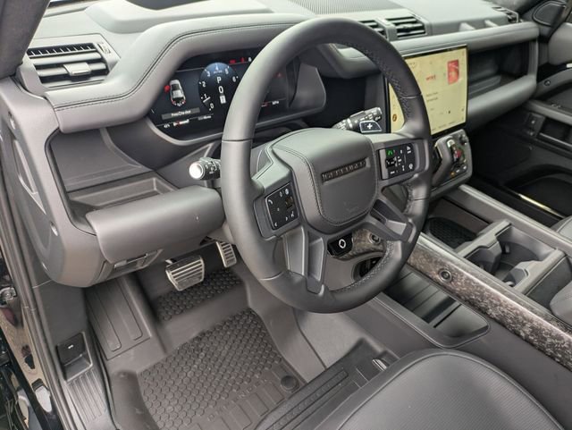 New 2026 Land Rover Defender 110 OCTA image 7