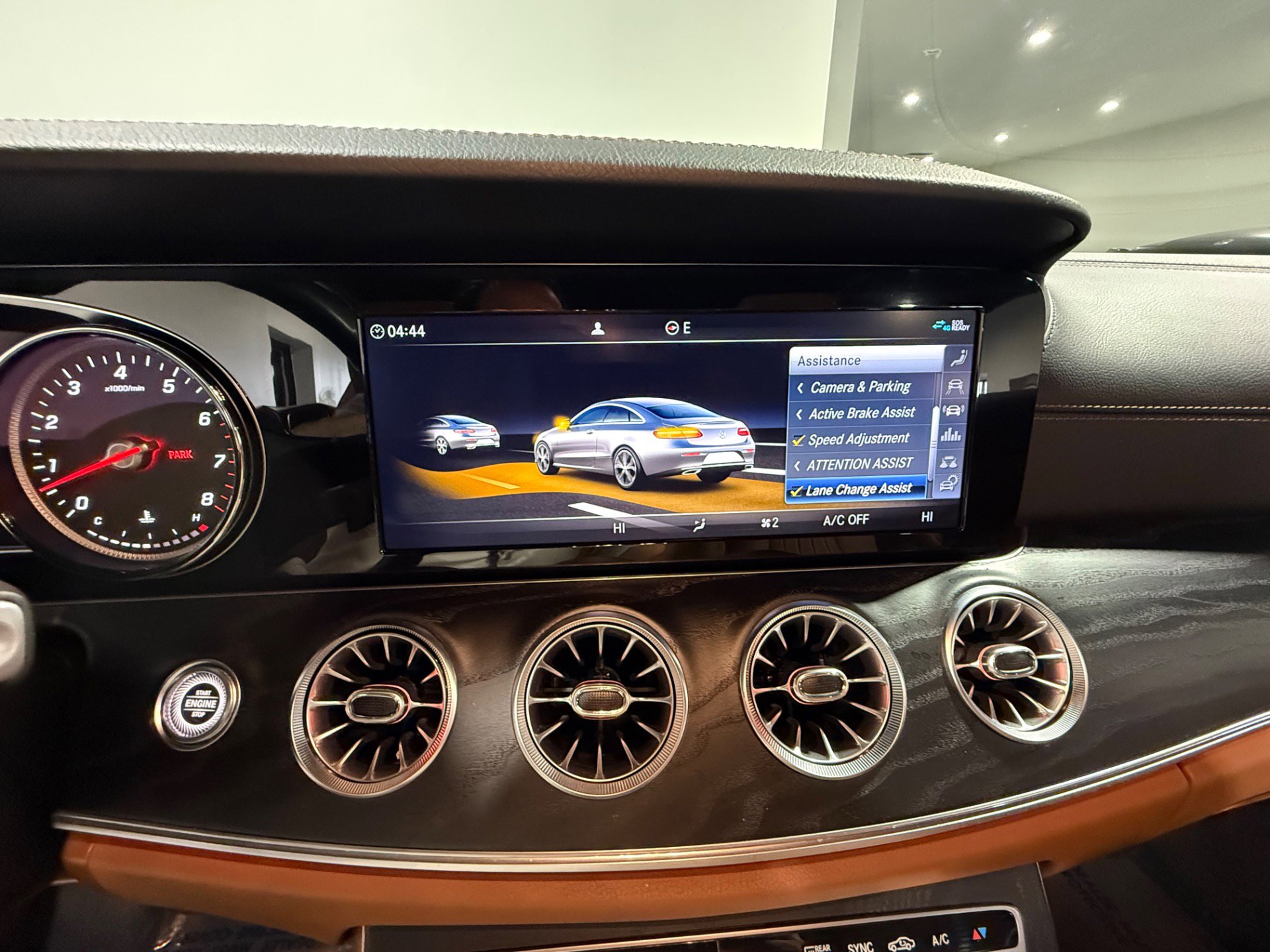 Used 2019 Mercedes-Benz E 450 4MATIC Coupe image 39