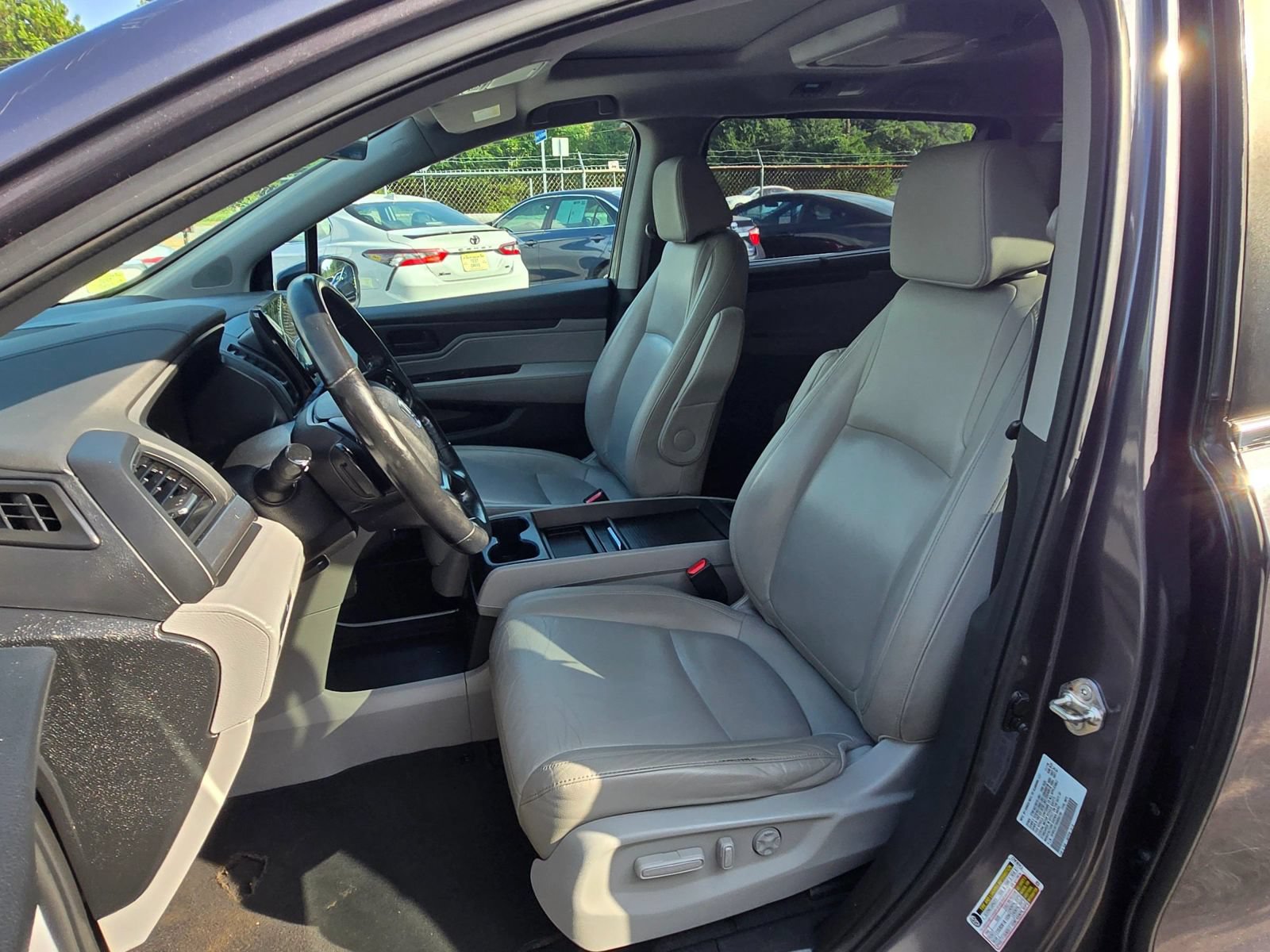 Used 2019 Honda Odyssey EX-L image 6