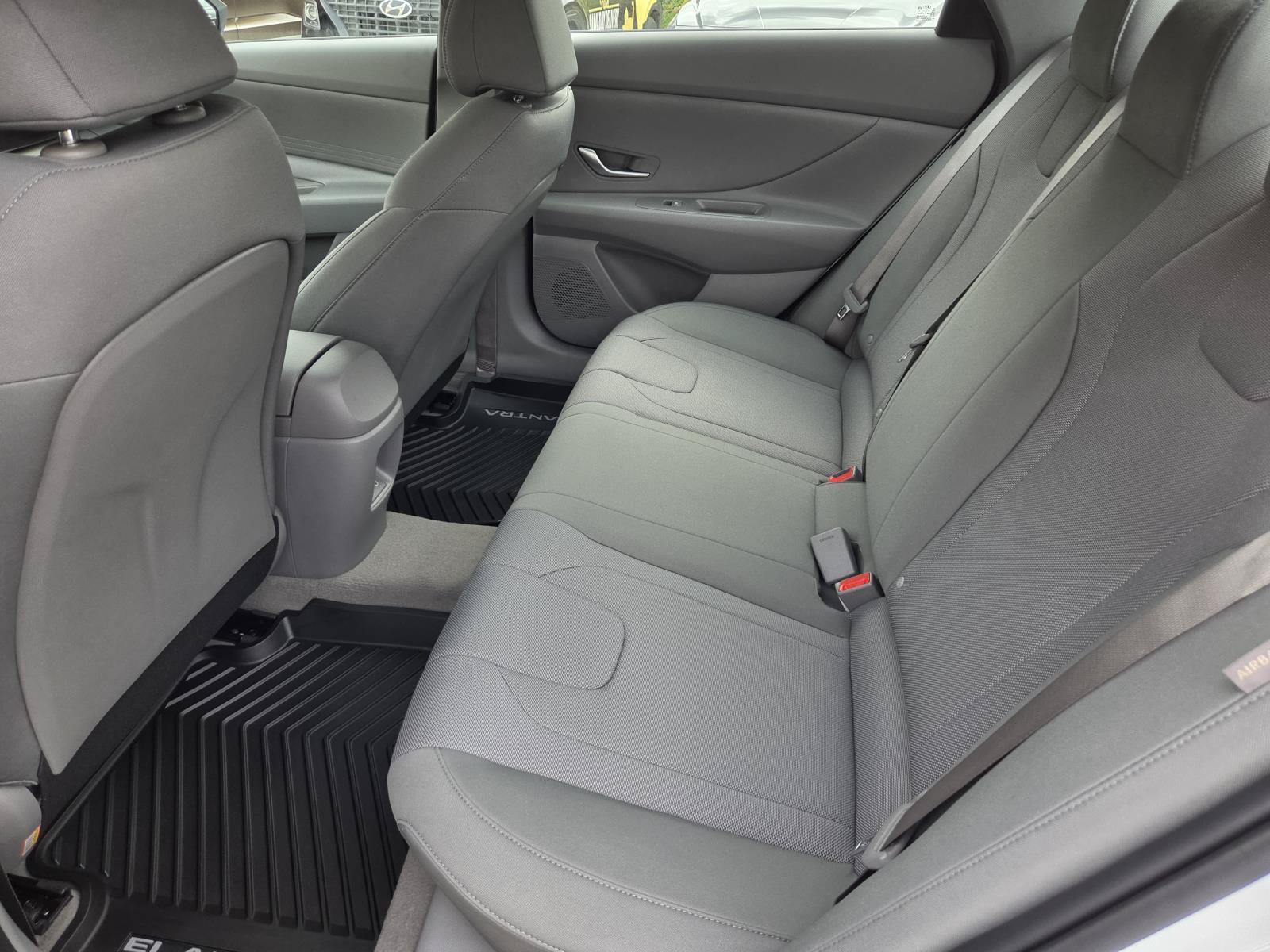 New 2026 Hyundai Elantra SE FWD image 9