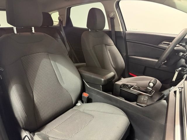 Used 2023 Kia Sportage LX FWD image 25