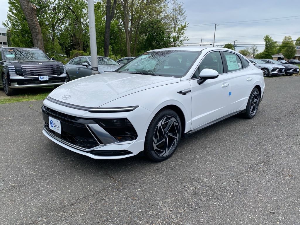 New 2026 Hyundai Sonata SEL FWD image 6