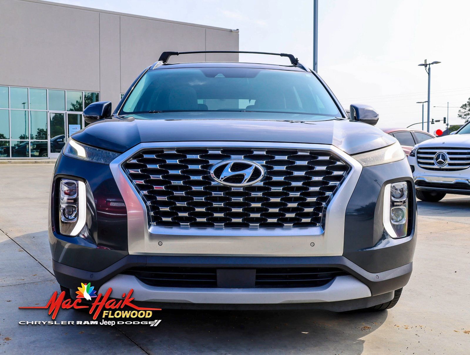 Used 2022 Hyundai Palisade Limited image 3