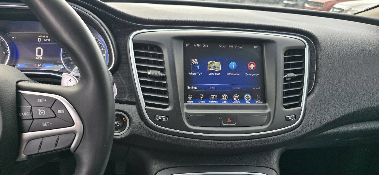 Used 2015 Chrysler 200 C w/ Navigation & Sound Group I image 22