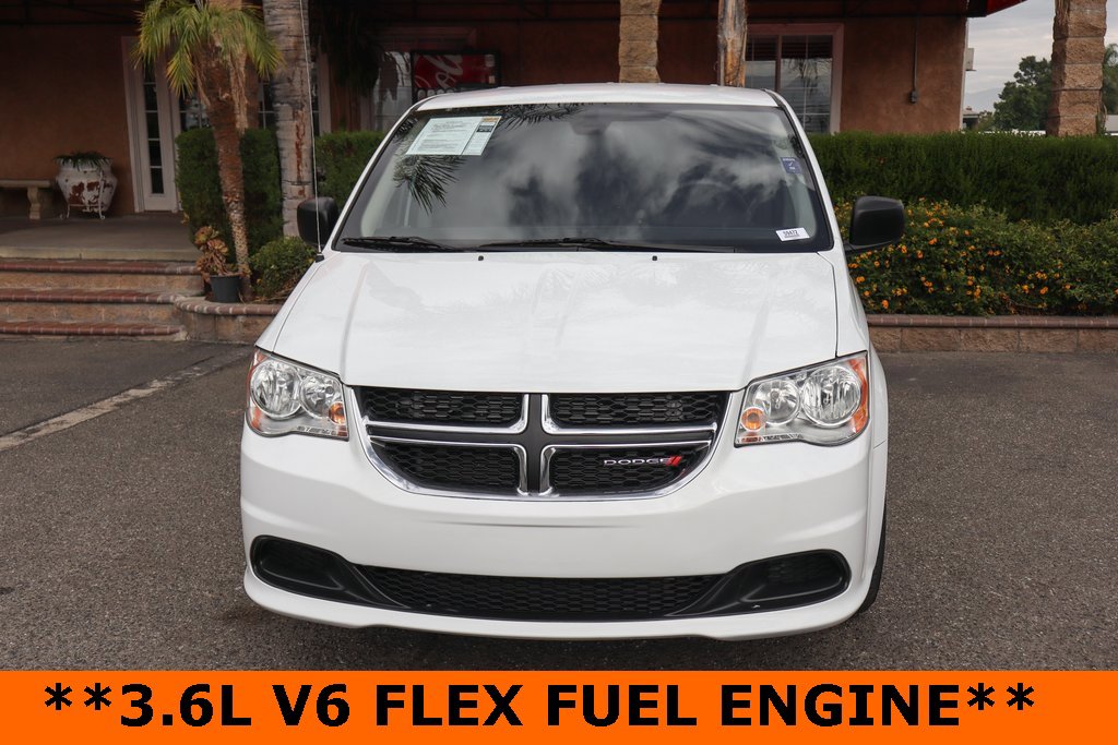 Used 2019 Dodge Grand Caravan SE image 3