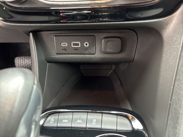 Used 2023 Buick Encore GX Preferred w/ Cold Weather Comfort Package image 31