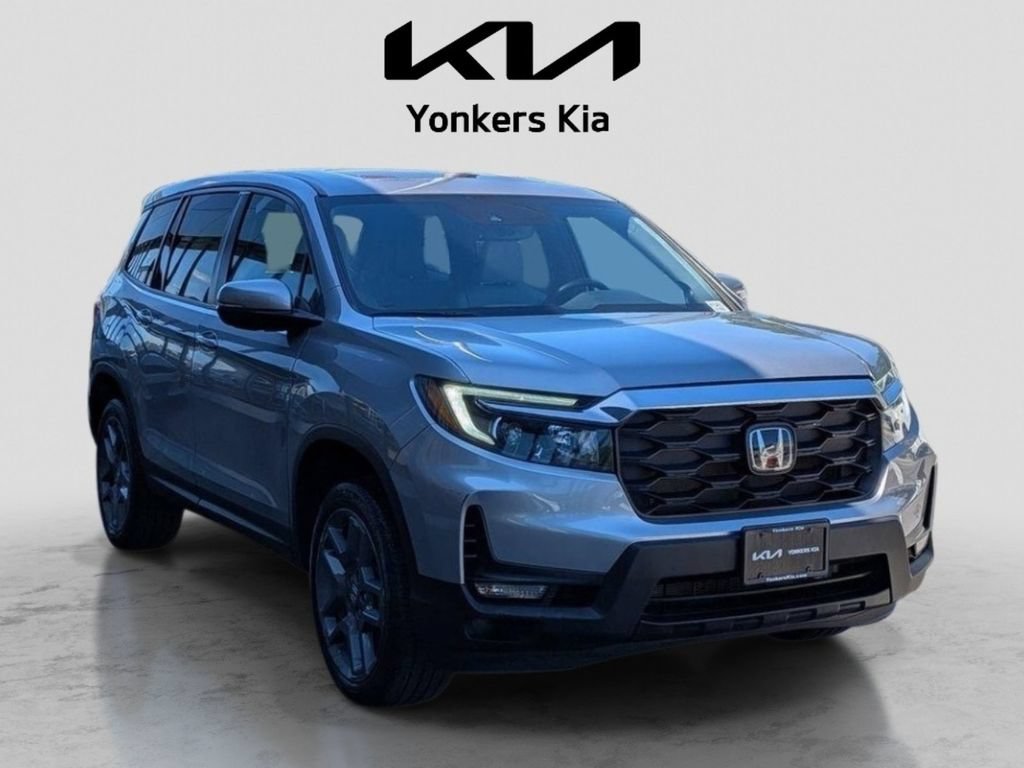 Used 2023 Honda Passport EX-L image 4