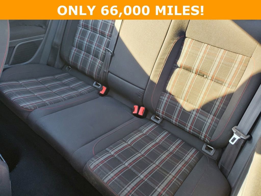 Used 2012 Volkswagen Golf 2-Door image 9