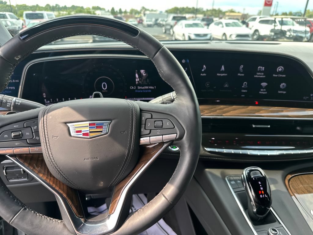 Used 2024 Cadillac Escalade Sport Platinum AWD/4WD image 18