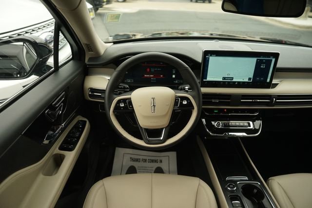 Used 2026 Lincoln Corsair Premiere AWD/4WD image 21
