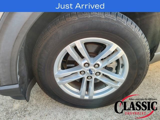 Used 2021 Ford Explorer XLT w/ Equipment Group 202A image 17