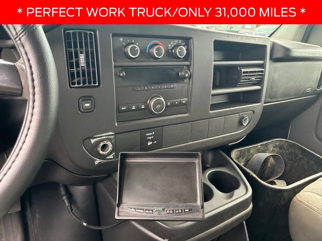 Used 2009 Chevrolet Express 3500 RWD image 11