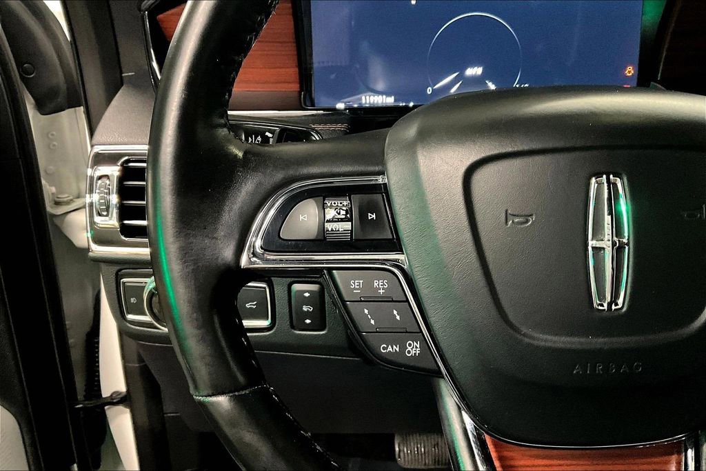 Used 2021 Lincoln Navigator L Reserve w/ Luxury Package image 11