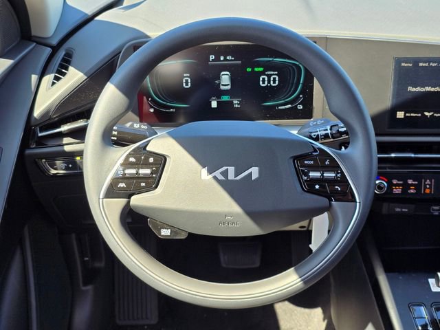 New 2026 Kia Niro LX FWD image 13