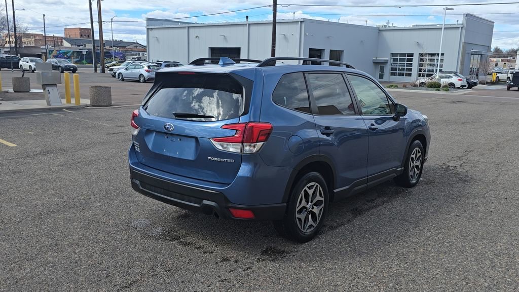 Used 2020 Subaru Forester Premium image 5