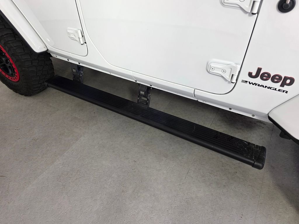 Used 2023 Jeep Wrangler Unlimited Rubicon w/ LED Lighting Group image 33