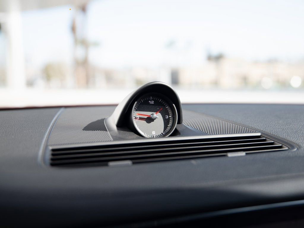 Used 2023 Porsche Panamera 4 Platinum Edition image 15