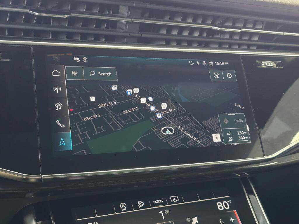 Used 2025 Audi Q7 3.0T Premium Plus image 32