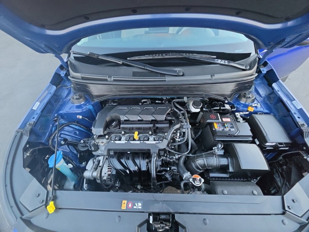 Used 2025 Hyundai Venue SEL FWD image 10