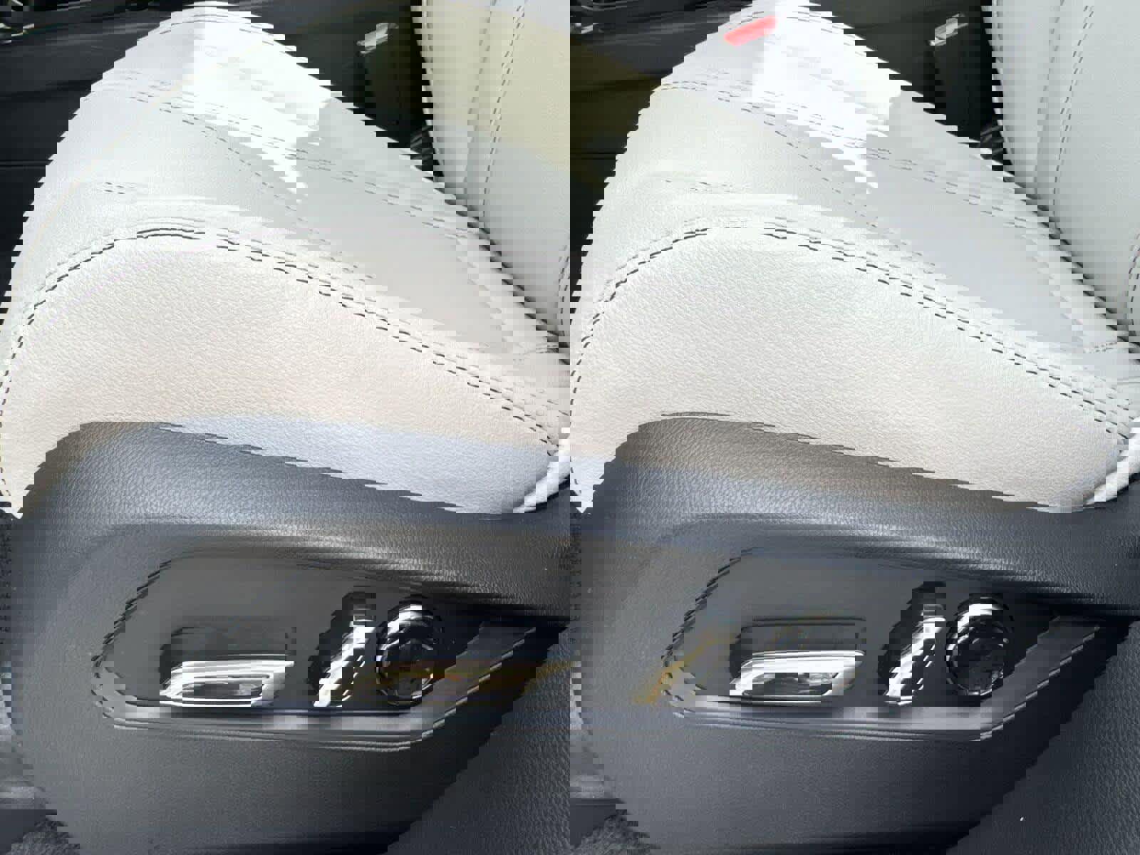 New 2026 Acura RDX SH-AWD image 15