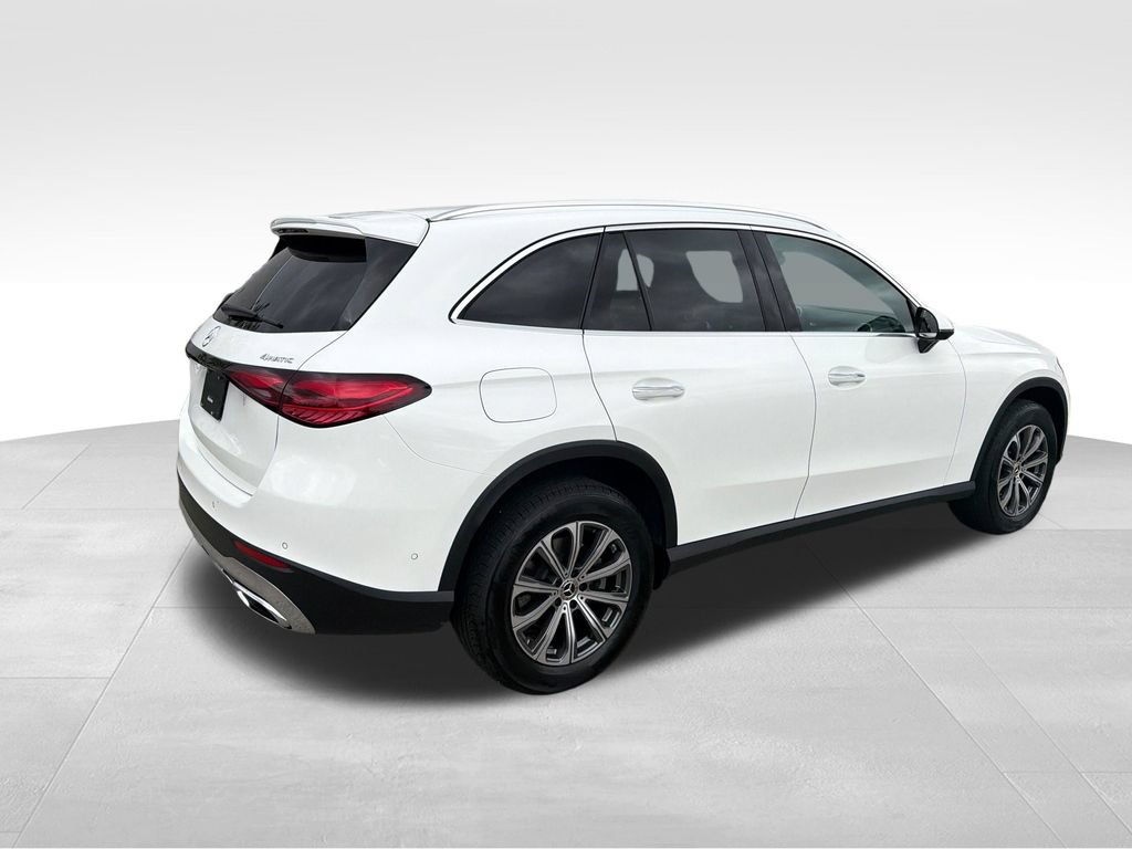 Used 2026 Mercedes-Benz GLC 300 4MATIC image 5