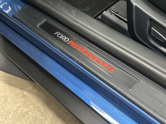 Used 2021 Ford Mustang Shelby GT500 w/ Technology Package image 10