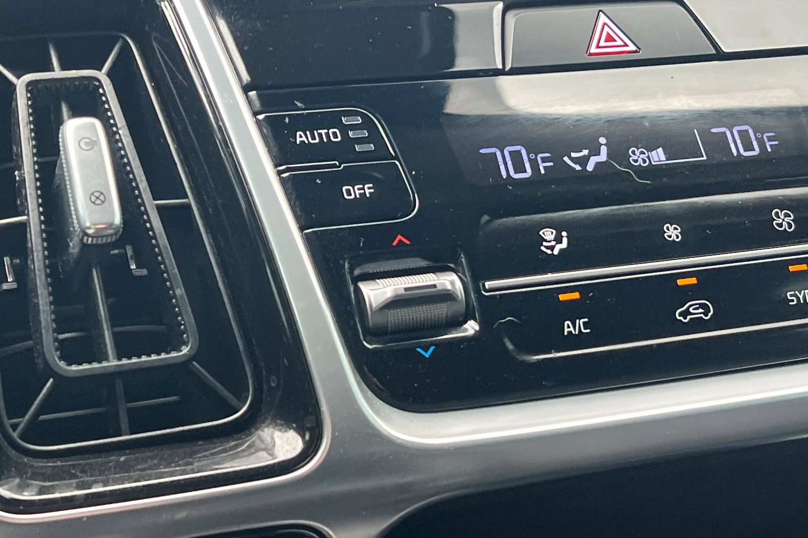Certified 2022 Kia Sorento SX image 29