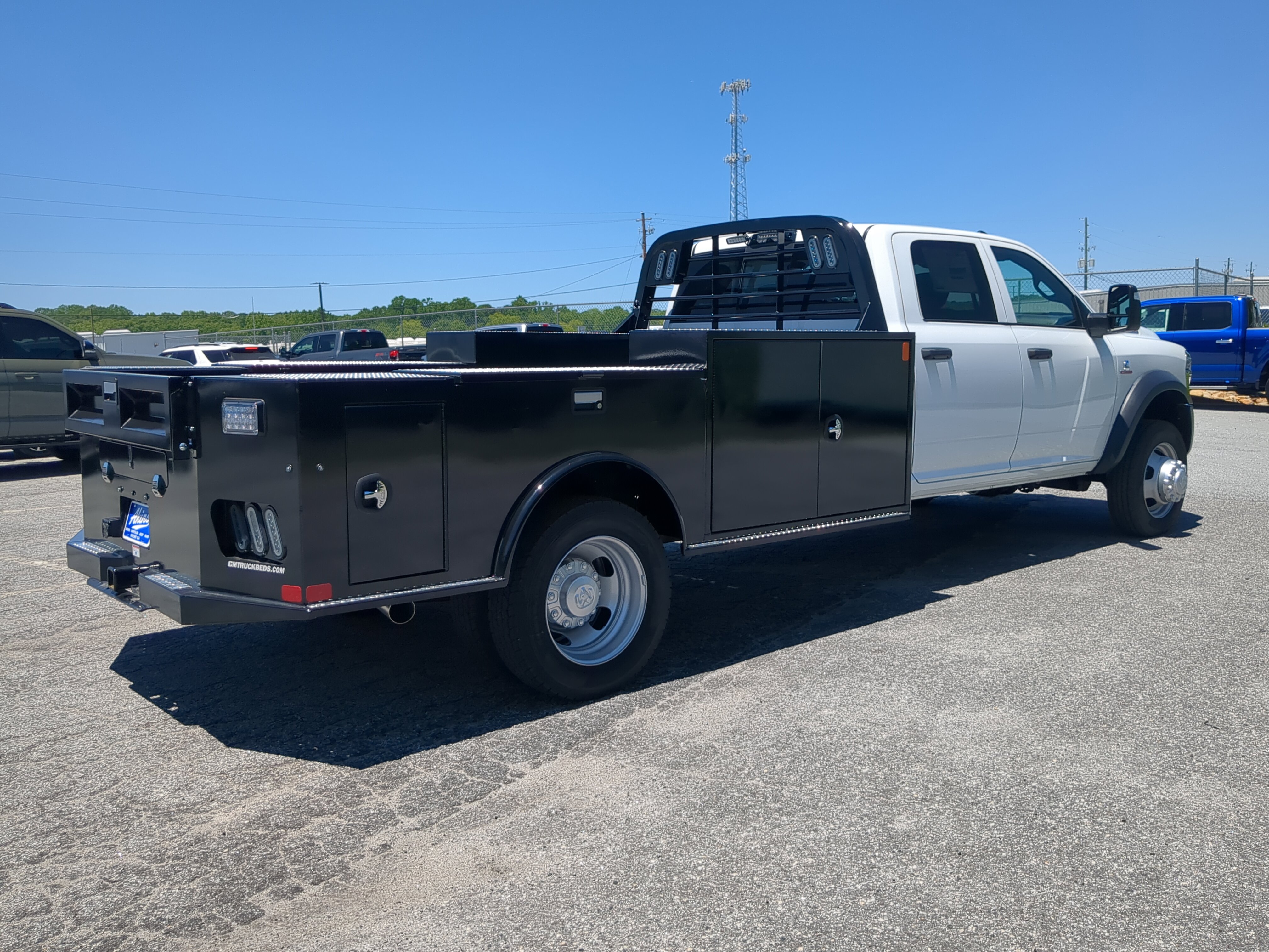 New 2025 RAM 4500 Tradesman AWD/4WD image 3