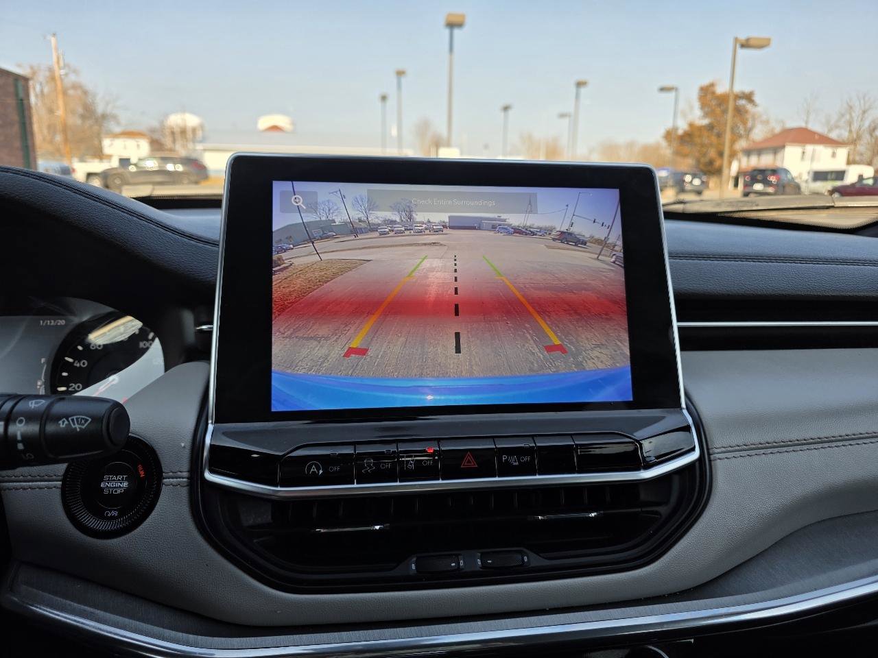 Used 2024 Jeep Compass Limited image 11